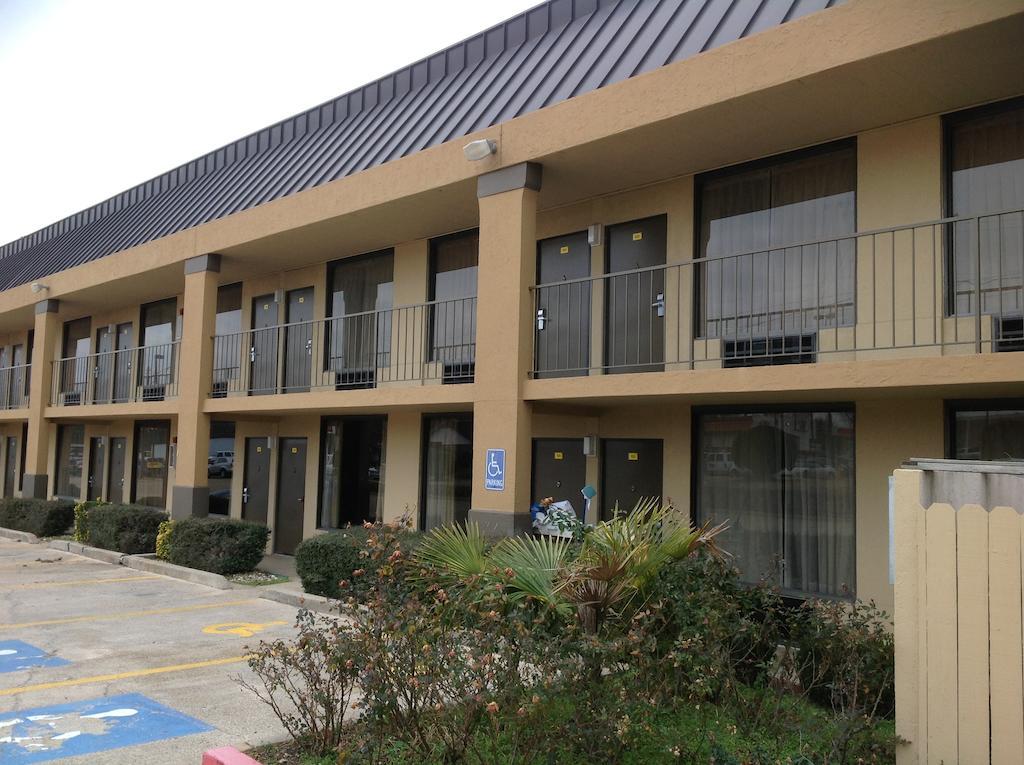 Super 8 By Wyndham Longview/North Motel Exterior foto